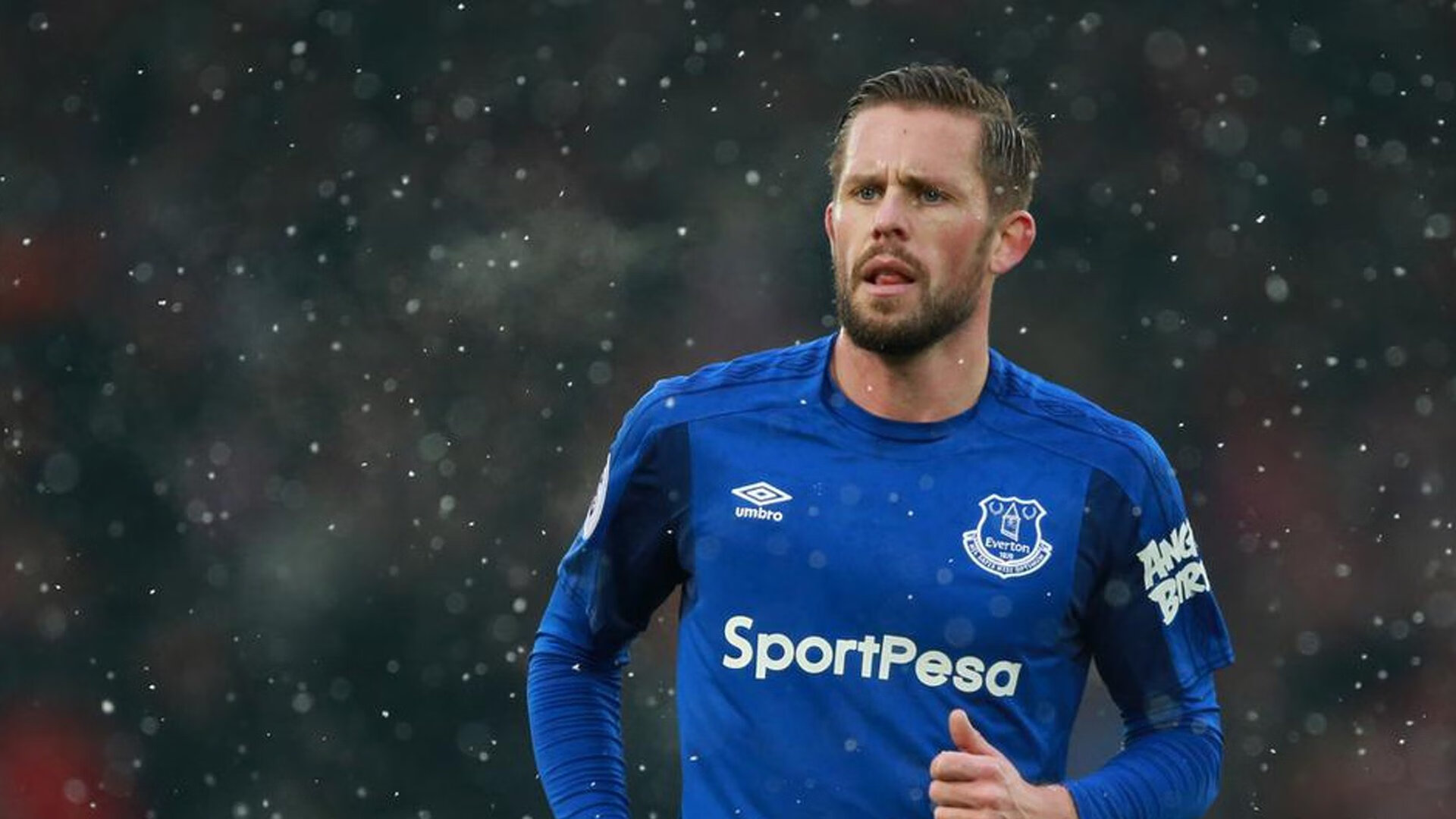 从亚特兰大到安联，加纳血性与德里赫特的欧冠铁幕